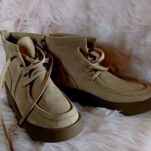Women's Tan Wedged Ankle Boots In Size 9